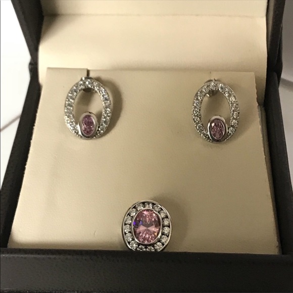 Pink Sapphire Earrings & Pendant Set - Picture 5 of 11